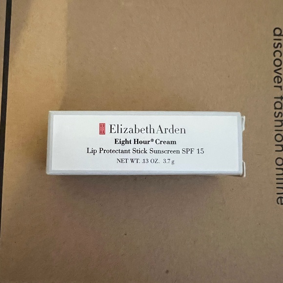 Elizabeth Arden Eight Hour Cream Lip Protectant Stick Sunscreen SPF 15 - Picture 3 of 5